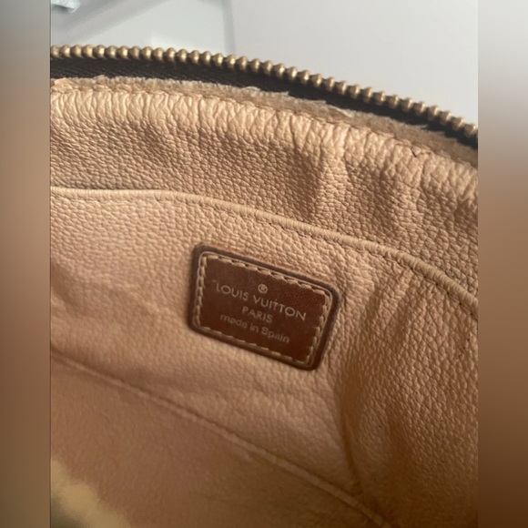 Louis Vuitton Monogram Cosmetic Pouch - Picture 3 of 4